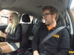 Amatoriale, Tette grandi, Macchina, Imbrogliare, Coppia, Sega, Punto di vista pov, Figa