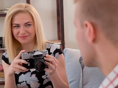 Amatör, Stor kuk, Stora tuttar, Blondin, Avsugning, Doggystyle, Naturliga tuttar, Tonåring