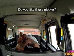 Arsch, Tussi, Vollbusig, Pummelig, Verrückt, Lecken, Muschi, Titten