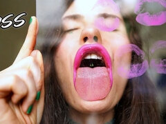 Naughty Noisy Pinky Kiss