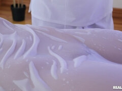 Veľké péro, Kuřba, Na tvár, Nohy, Fetiš, Hardcore, Piercing, Vlhká