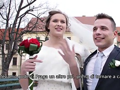 Μεγάλα βυζιά, Μελαχροινή, Τσέχα, Γλείψιμο, Δαντέλα, Πραγματικότητα, Έφηβος, Βυζιά