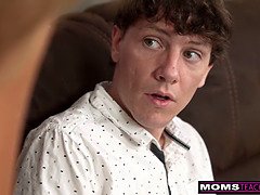 Duży tyłek, Duży kutas, Duże cycki, Obciąganie, Lizanie, Punkt widzenia, Spanking, Cycki