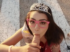 Tussi, Grosser schwanz, Brille, Hd, Lesbisch, Orgasmus, Pov, Schlampe