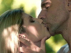 Tussi, Blondine, Blasen, Kehlenfick, Erotisch, Hd, Im freien, Muschi