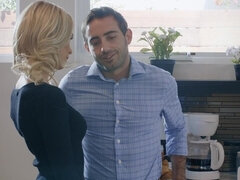 Boquete, Morena, Facial, Cozinha, Xoxota, Cabelo curto, Sexo grupal a três, Tetas