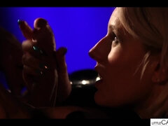 Babe, Velike joške, Blondinka, Zunanji izliv, Hardcore, Lateks, Muco, Sužnja