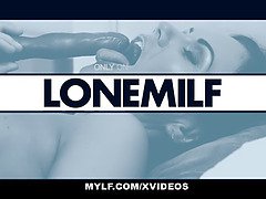 指いじり, キス, オナニー, 淫乱熟女, 母, オマンコ, 一人