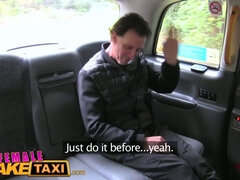 Kuřba, Auto, Péro, Ženský, Hd, Orgasmus, Venku, Pička