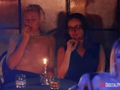 Anal, Stor kuk, Dubbelpenetrering, Grupp, Hd, Klackar, Trekant, Leksaker