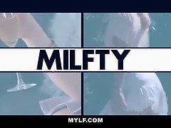 미인, 흑갈색 머리, 쿠거, Hd, 밀프, 엄마, 보지, 문신