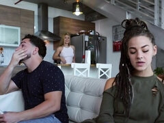 18 let, Bratr, Stříkání spermatu, Dávení penisem, Péro, Hardcore, Pornstars, Teenka