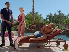 항문, 큰 엉덩이, 큰 가슴, 비키니, 오랄섹스, 바람핀, 기름, 셀카