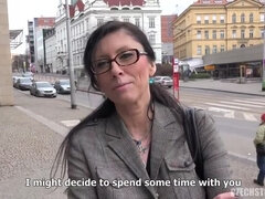 Gesztenyebarna, Ondó fröcskölés, Cseh, Hd, Érett feleség, Szabadban, Nézőpont, Harisnya