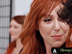 Duże cycki, Obciąganie, Sperma, Wytrysk, Sex grupowy, Hardcore, Mamuśka, Cycki