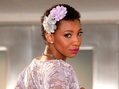 Жопа, Большие сиськи, Черные, Минет, Пальцем, Поцелуи, Чулки, Молоденькие