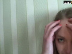 Κούκλα, Στο πρόσωπο, Καταπίνω