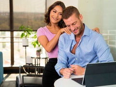 Culo grosso, Grande cazzo, Tette grandi, Pompino, Brunetta, Da dietro, Magra, Ragazza