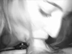 Pompino, Tettona, Schizzo di sborra, Carina, Gola profonda, Punto di vista pov, Ingoiare, Ragazza