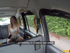 Gesztenyebarna, Gépkocsi, Európai, Leszbikus, Lóvé, Nuni, Valóság, Szerb