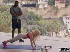 Blondine, Spermaladung, Papi, Kehlenfick, Aufs gesicht abspritzen, Hardcore, Hd, Lingerie