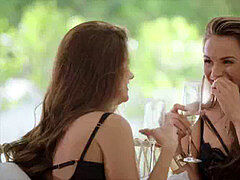 Negroa, Boquete, Morena, Jato de porra, Mulheres homem, Palmada, Chupar, Sexo grupal a três