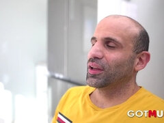 Anal, Belle grosse femme bgf, Gros seins, Hard, Interracial, Léchez, Plan cul à trois, Nénés