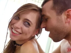 Grosse bite, Éjaculation interne, En levrette, Domination, Hard, Hd, Petite femme, Rugueux