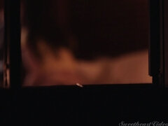 Culo, Tette grandi, Brunetta, Tettona, Facesitting, Tette naturali, Tatuaggi, Tette