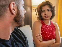 18 χρονον, Μεγάλος κώλος, Μεγάλα βυζιά, Σε στάση σκύλου στα τέσσερα, Ξυρισμένη, Κοντά μαλλιά, Κοκκαλιάρης, Έφηβος