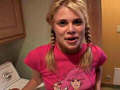 ブロンド, 指いじり, キス, レズビアン, ピグテール, オマンコ, ティーン, オッパイの