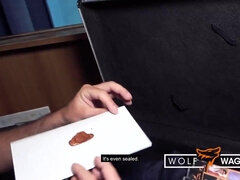 Amatør, Stor røv, Stor pik, Brunette, Lækker, Bil, Mor jeg gerne vil kneppe, Udendørs