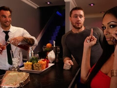 Culo grande, Tetas grandes, Morena, Estilo perrito, Vestido, Pajear, Madres para coger, Hombre hombre mujer