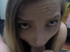 Amatorka, Duże cycki, Obciąganie, Brunetka, Wytrysk, Obciąganie, Naturalne cycki, Biuro