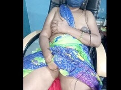 Tante, Branlette thaïlandaise, Femme au foyer, Époux mari, Nue  à poil, Mamelons, Petite femme, Chatte