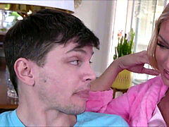 Nagylány, Érett feleség, Anyuci