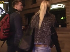 Blondína, Peniaze, Švédska rojka