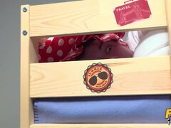 Hardcore threesome with steamy Jade Presley