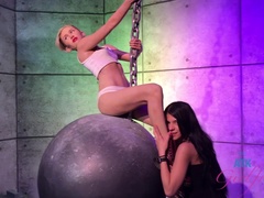 Любители, Брюнетки, Подружка, Мастурбация, Киски, Бритые, Сиськи