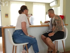 아마추어, 항문핥기, 큰 가슴, 커플, 거대한 음경, 밀프, 자연의 가슴, 잡년