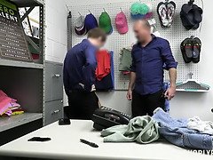 18 jahre, Hinterzimmer, Blasen, Geschnappt, Hd, Natürlich, Polizei, Jungendliche (18+)