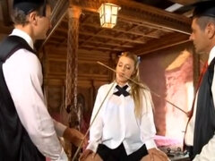 Anaal, Grote mammen, Blond, Diep in de keel, Dubbele penetratie, Groepseks, Harig, Hakken