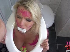 アナル, 口内発射, ドイツ人, トイレ, ヤリマンの