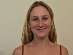 Amatéři, Kotě, Blondýna, Brunetka, Stříkání spermatu, Hardcore, Teenka, Kozičky