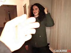 Amatör, Avsugning, Brunett, Bil, Fetisch, Handjobb, Hardcore, Pov