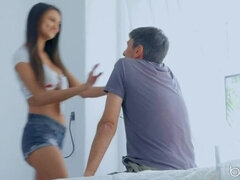 Soveværelse, Brunette, Pik, Hundestilling, Naturlige bryster, Udendørs, Svømmepøl, Bryster