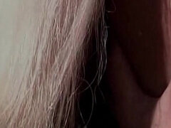 Store pupper, Blond, Lesbisk