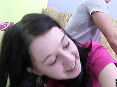 Rjavolaska, Masaža, Najstnice