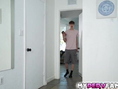 Πίπα, Χύσιμο, Βαθυ λαρυγγι, Μαλακία, Σκληρό, Ώριμη γυναίκα, Πραγματικότητα, Μητριά