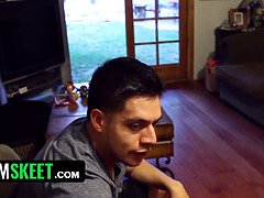 Amatorka, Amerykański, Obciąganie, Wytrysk, Głebokie gardło, Styl na pieska, Ciemna karnacja, Nastolatki